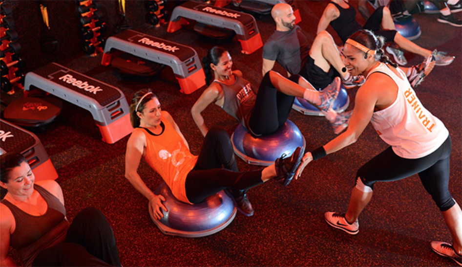 Estrategia Columna de clases de Orangetheory Studio