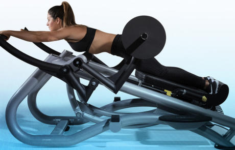 Programación de fitness Columna de equipos de fitness reales